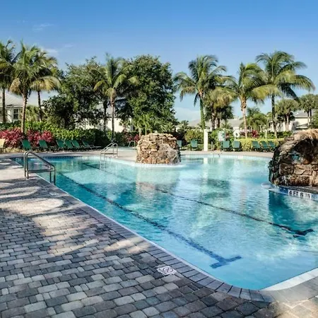 Vacation In Paradise Lely Resort Exterior photo